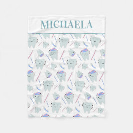 かわいい歯医者歯科衛生士歯型白 フリースブランケット