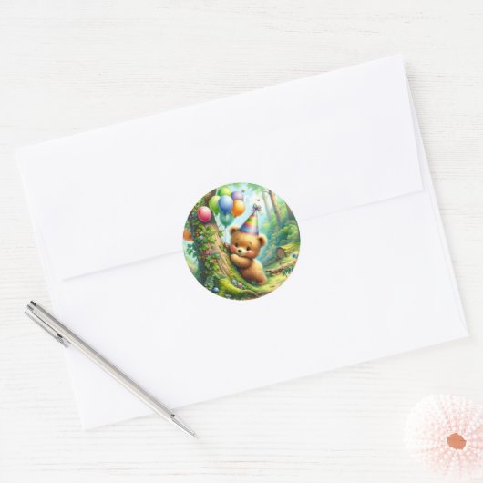 かわいい水の色の漫画ベビーベアーカブ誕生日 ラウンドシール (封筒)