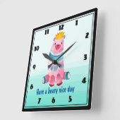 かわいい水の色の熊がビールの良い日を過ごす スクエア壁時計 (傾斜)