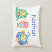 かわいい水彩の小さな怪パーソナライズされた物 アクセントクッション (正面(垂直))