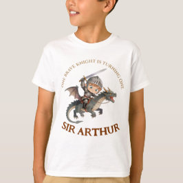 かわいい水彩の騎士の城 少年の1歳の誕生日 Tシャツ