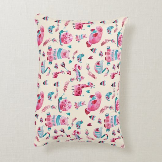 かわいい水彩動物の模様(モノグラム) アクセントクッション (裏面(縦))