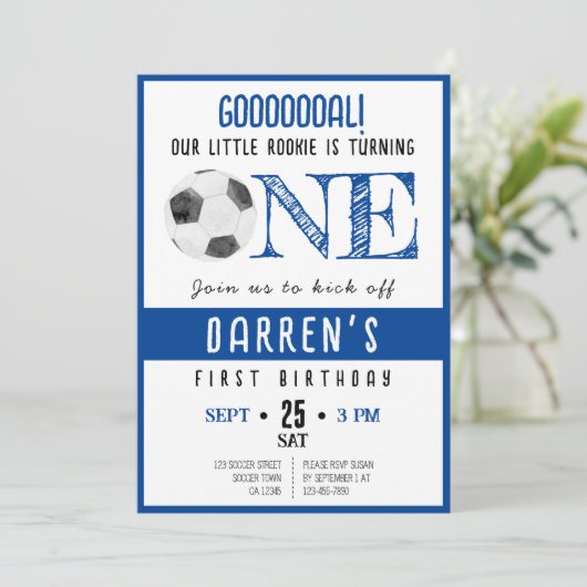 かわいい水彩小さなルーキーサッカー第1誕生日 招待状 (スタンド正面)