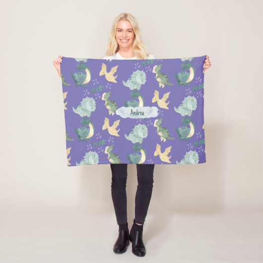 かわいい水彩淡紫色の恐竜 フリースブランケット (インサイチュ)