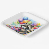 かわいい水彩漫画ラクーン誕生日 ペーパープレート (傾斜あり)