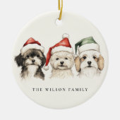 かわいい水彩犬の毛皮と明るいクリスマス セラミックオーナメント (正面)