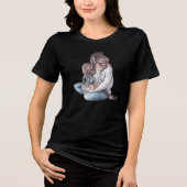 かわいい水彩画のママの膝の上の女の子 トライブレンドＴシャツ (正面)