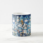 かわいい水彩画の青い雪だるまファミリー モーフィングマグカップ (中央)