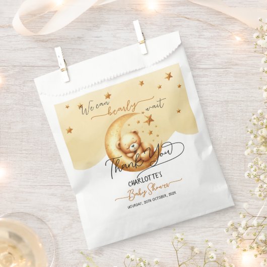 かわいい水彩眠るクマ月の赤ちゃんシャワー フェイバーバッグ (クリップ留めされた状態)