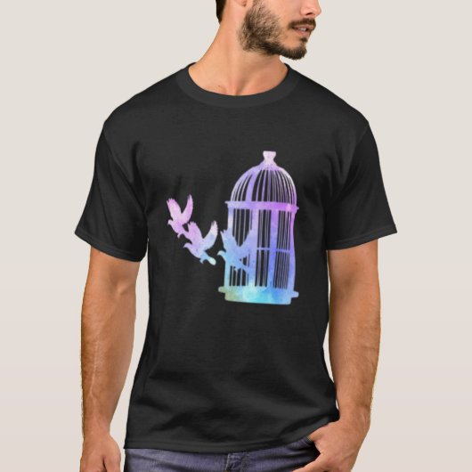 かわいい水彩籠の鳥飛んでいるアートバードワッチン Tシャツ (正面)
