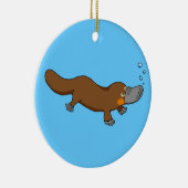 かわいい水泳によってアヒル勘定書を出されるplatypus セラミックオーナメント (右)