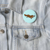 かわいい水泳によってアヒル勘定書を出されるplatypus 缶バッジ (インサイチュ)