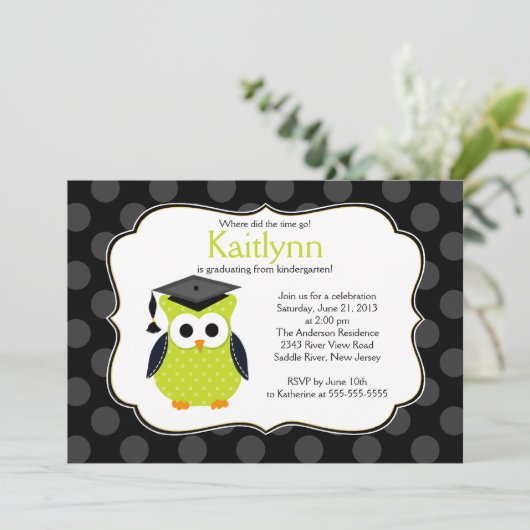 かわいい水玉模様の女の子が卒業 招待状 (スタンド正面)