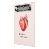 かわいい水色いちご弓コケットモノグラム ミニクリップボード (アングル2)