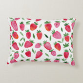 かわいい水色のイチゴのパターン アクセントクッション (裏面)