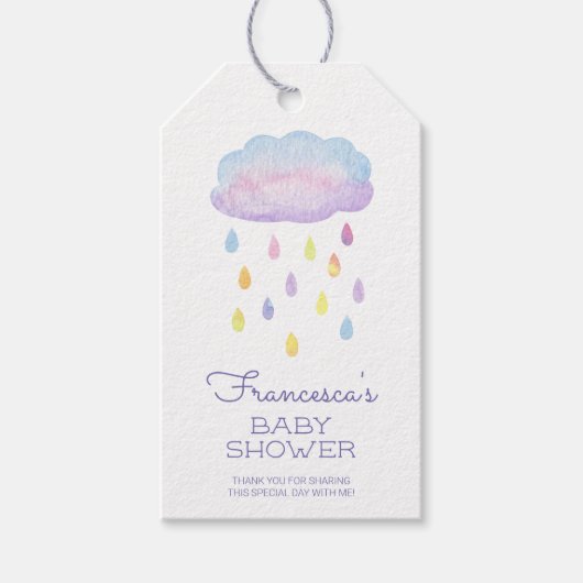 かわいい水色の雨滴が赤ちゃんシャワーを浴びる ギフトタグ (正面)