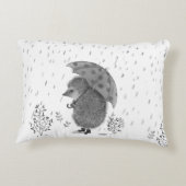 かわいい水色ハリネズミの雨の日お洒落 アクセントクッション (裏面)