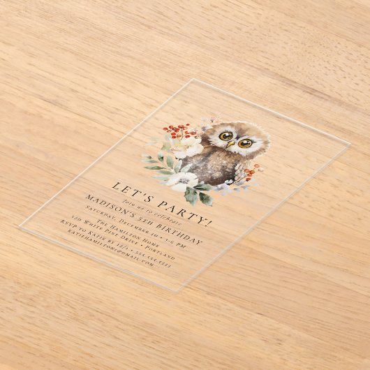 かわいい水色フクロウ冬の誕生日パーティー アクリル招待状 (レイダウン)