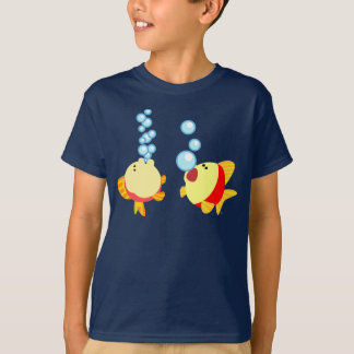 かわいい泡立つ魚の子どもTシャツ Tシャツ