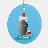 かわいい海ライナー船のタグ漫画イラストレーション セラミックオーナメント (左)