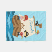 かわいい海賊少年と大型船の名前をカスタムする フリースブランケット (正面(横))