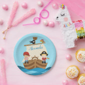 かわいい海賊少年と大型船の名前をカスタムする ペーパープレート (パーティー)