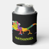 かわいい漫画のカメレオンの明るい色パーソナライズされた合い 缶クーラー (缶正面)