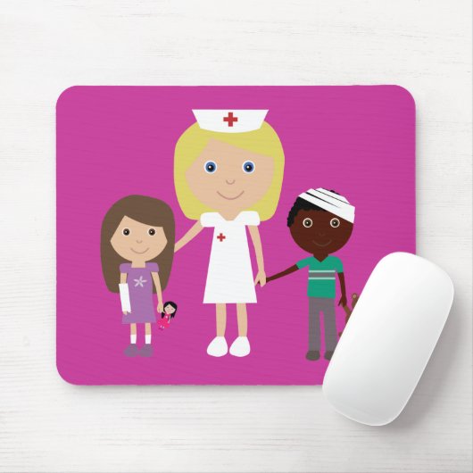 かわいい漫画のナース及び子供のカスタマイズ可能なピンク マウスパッド (マウス)