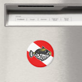 かわいい漫画のピエロトリガーフィッシュ潜航フラグ マグネット (インサイチュ (食洗機))