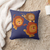 かわいい漫画のライオンの枕の幸せトリオ クッション (ブランケット)