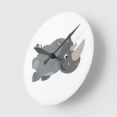 かわいい漫画の充電Rhinoの壁時計 ラウンド壁時計 (傾斜)