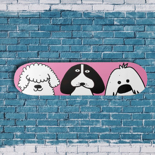 かわいい漫画の犬のよくはしゃぐペットデザイン スケートボード