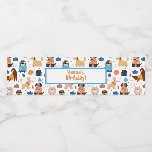 かわいい漫画の犬のテーマ誕生日パーティー ペットボトルラベル (シングルラベル)