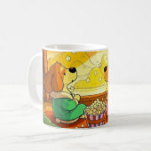 かわいい漫画の犬ポップコーンと映画 コーヒーマグカップ (正面左)