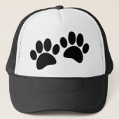 かわいい漫画の黒い子犬の前絵 キャップ (正面)