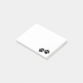 かわいい漫画の黒い子犬の前絵 ポストイット (アングル)