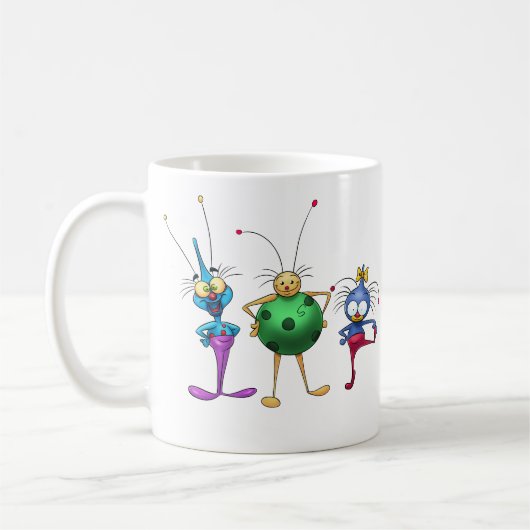 かわいい漫画は子供へを襲います コーヒーマグカップ (左)