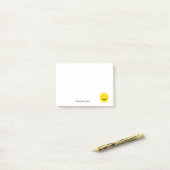 かわいい漫画イエローハッピー微笑み顔 カスタム ポストイット (デスク上)