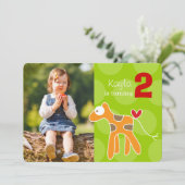 かわいい漫画オレンジのキリン写真キッドの誕生日 招待状 (スタンド正面)