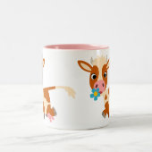 かわいい漫画トロッティングカウマグカップ ツートーンマグカップ (中央)