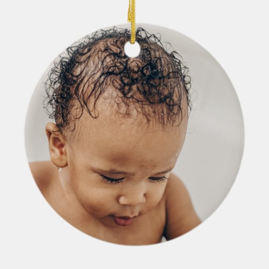 かわいい漫画ハリネズミベビーの初めてのクリスマス写真 セラミックオーナメント (裏面)