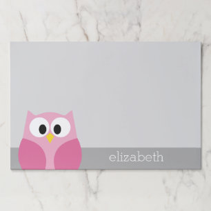かわいい漫画フクロウ – ピンクとグレーの名前をカスタムする ペーパーパッド
