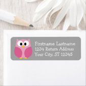 かわいい漫画フクロウ – ピンクとグレーの名前をカスタムする ラベル (インサイチュ)