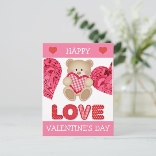 かわいい漫画ベアーピンク赤いハートバレンタインデー ポストカード (スタンド正面)