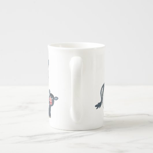 かわいい漫画ベルテッドガロウェイ牛と子牛 ボーンチャイナマグカップ (裏面)