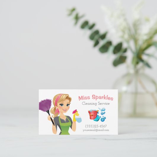 かわいい漫画メイドハウスクリーニングサービスQRコード 名刺 (スタンド正面)