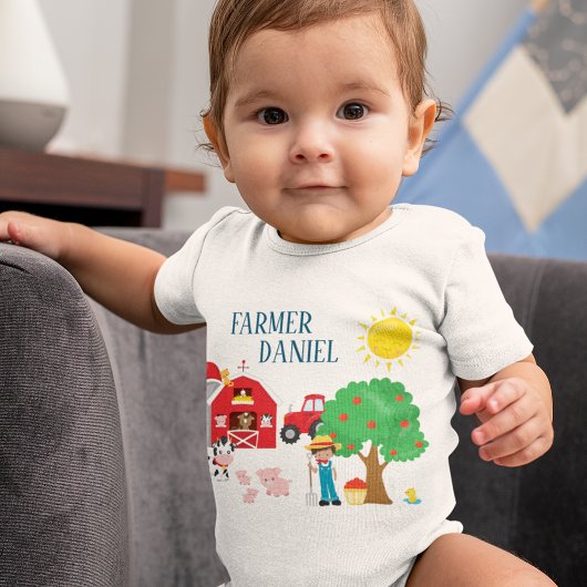 かわいい漫画納屋周囲の庭動物、農家、トラクター ベビーボディスーツ