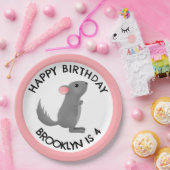 かわいい灰色のピンクのチンチラパーソナライズされた誕生日 ペーパープレート (パーティー)