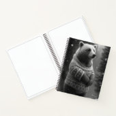 かわいい熊が心地よいセーターを着ている ノートブック (内部)