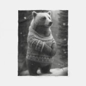 かわいい熊が心地よいセーターを着ている フリースブランケット (正面)